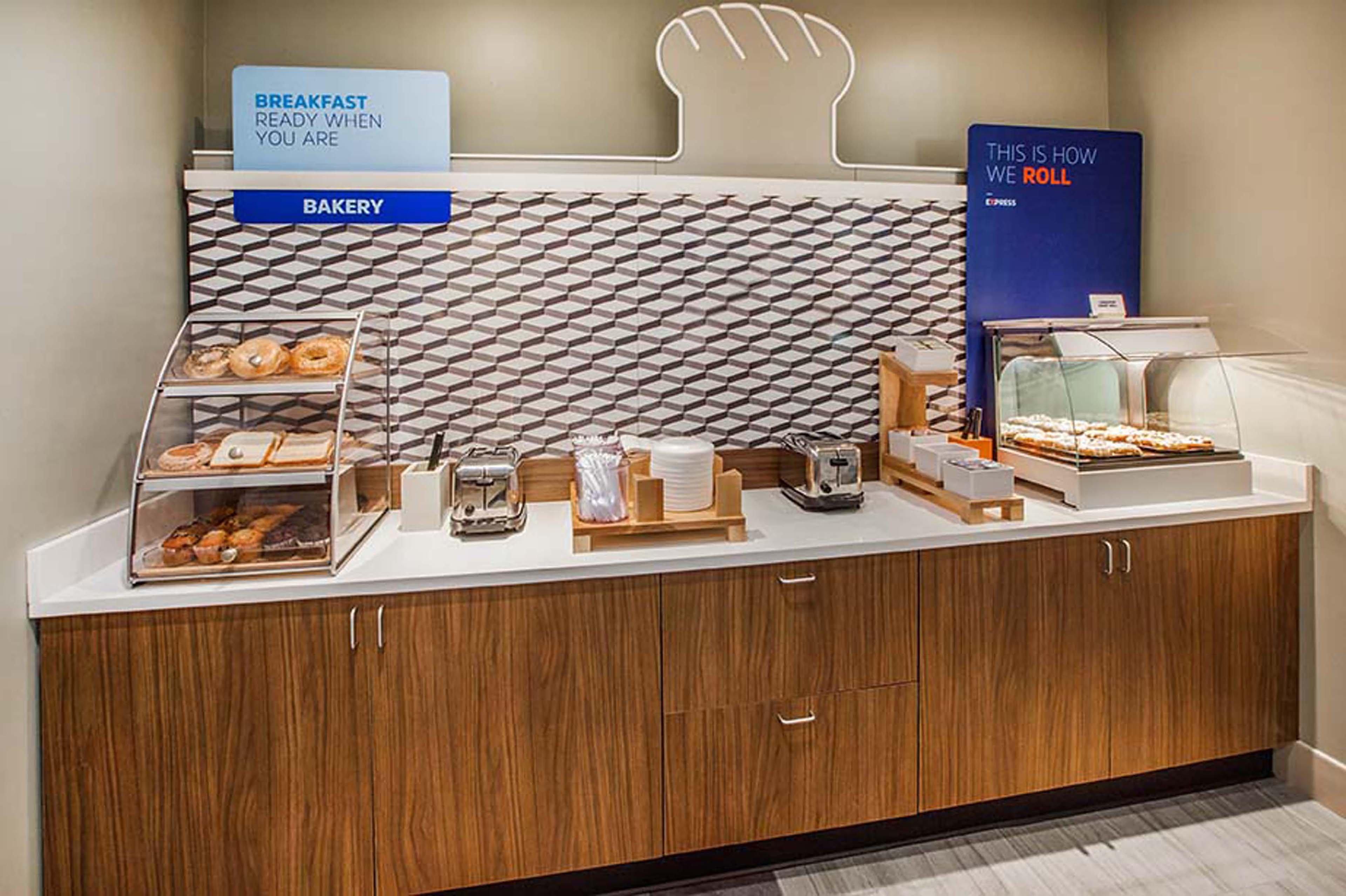Holiday Inn Express & Suites Plano East - Richardson By Ihg Ngoại thất bức ảnh
