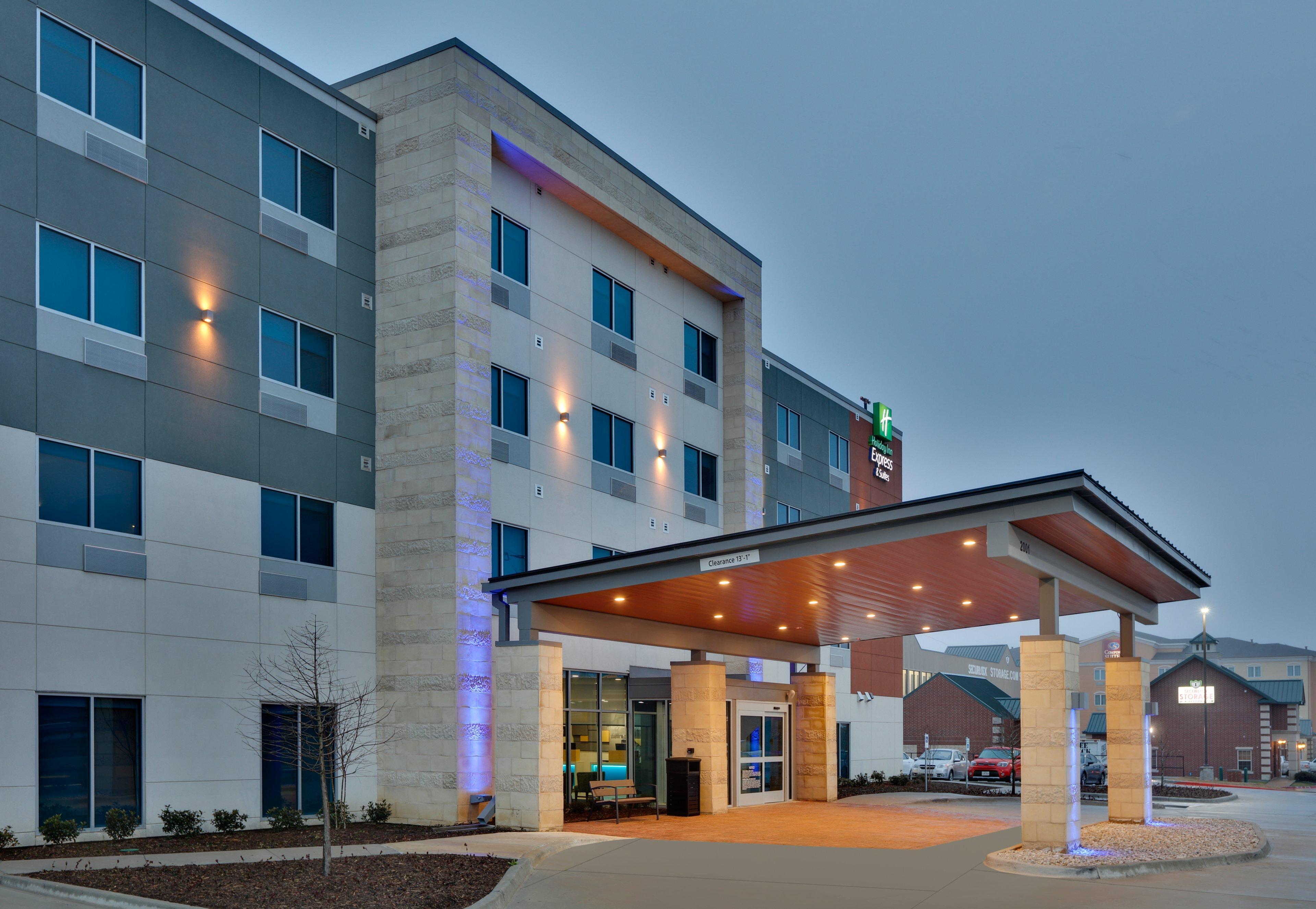 Holiday Inn Express & Suites Plano East - Richardson By Ihg Ngoại thất bức ảnh